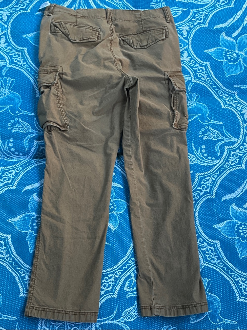 Old Navy Lived-In Straight Cargo Pants Built-In Flex Tan Khaki Mens Size 34x32 - Picture 4 of 8